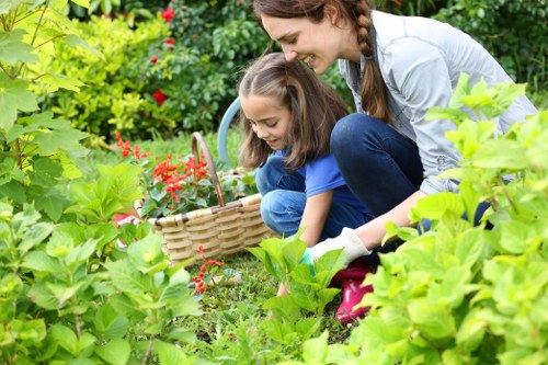 Visitor browsing a Gardeners Coombe webpage with cookie notification